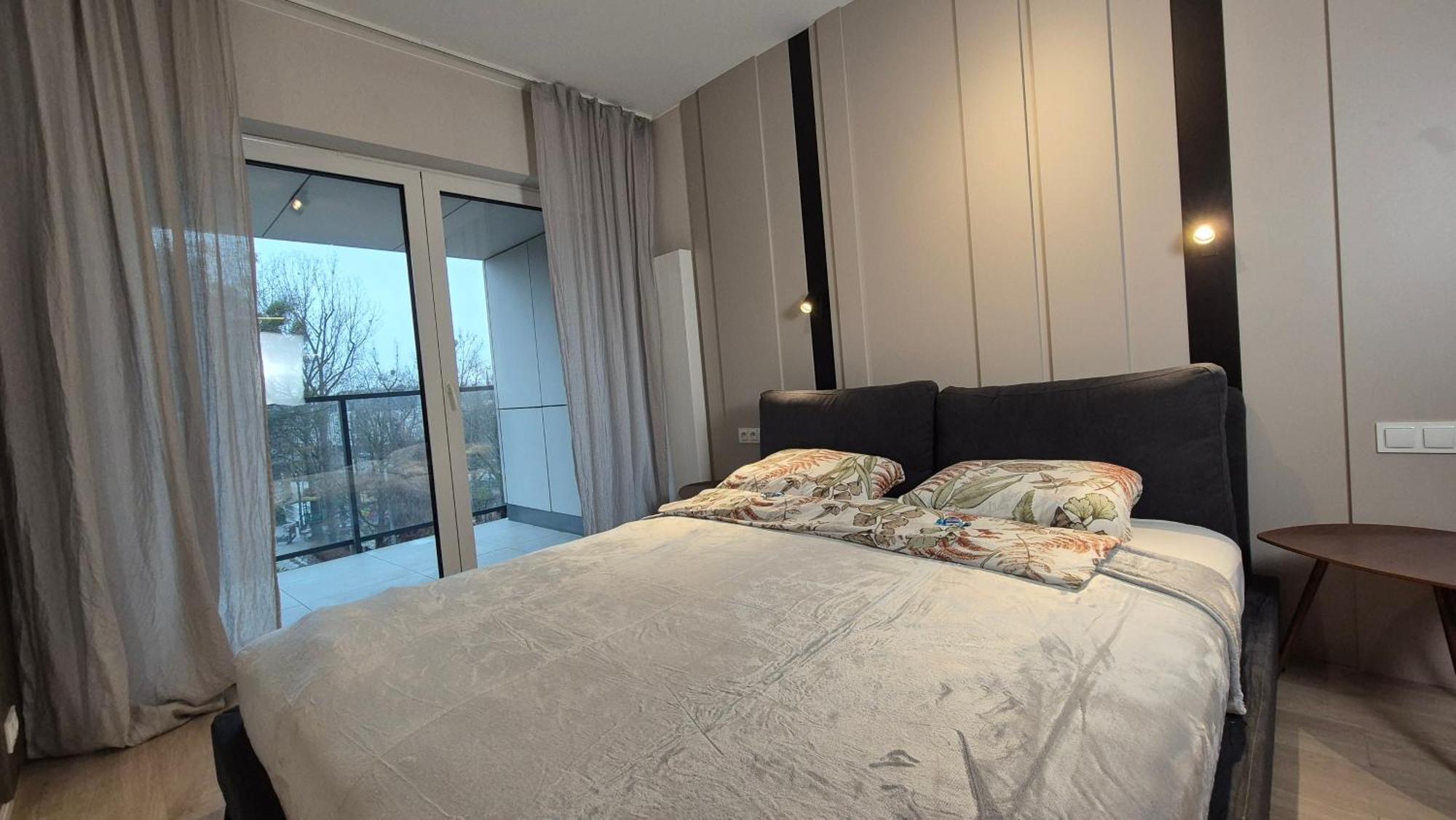 Luxurious Vanilla Apartment, Self Check-in 24h, Parking, Air-conditioning Posen